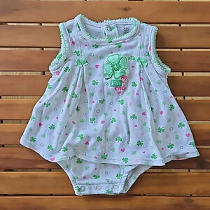 Carter's Just One Year Clover Kiss Me Romper Baby Girls 3M